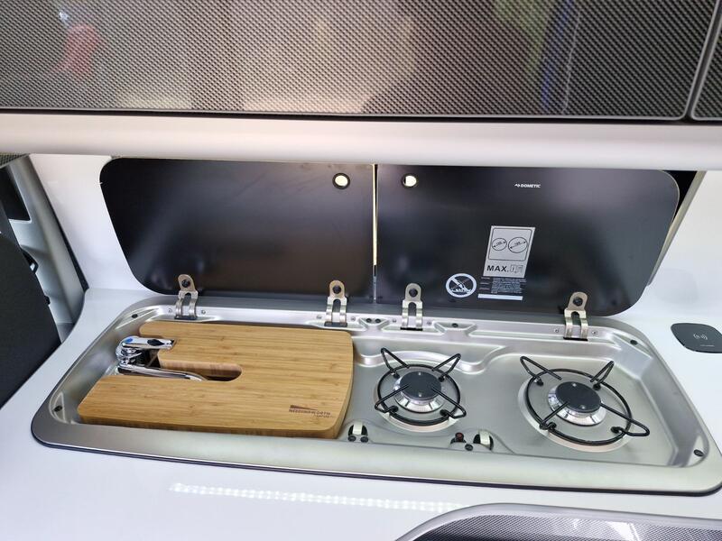 VOLKSWAGEN CAMPERVAN