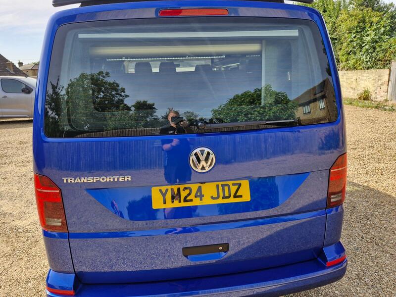 VOLKSWAGEN CAMPERVAN