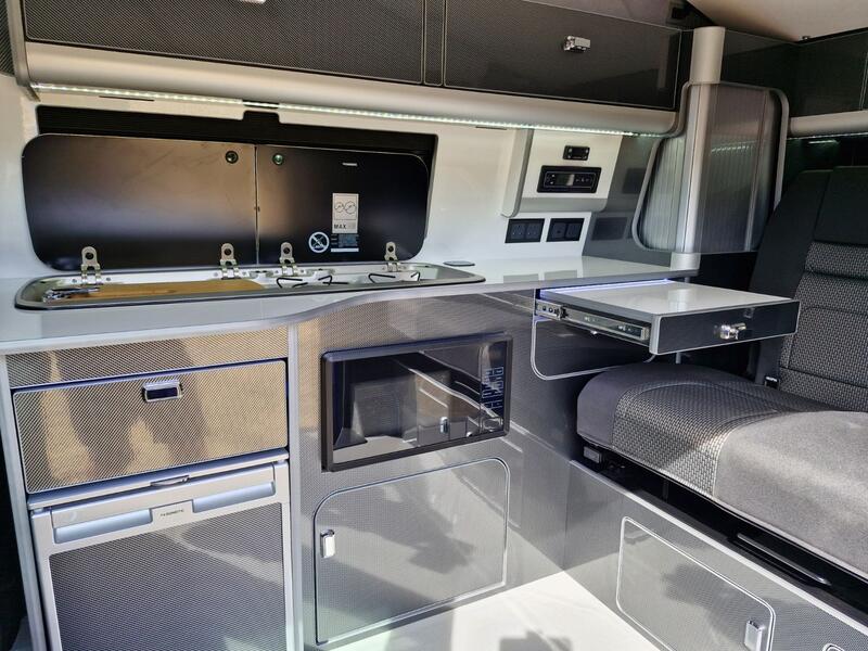 VOLKSWAGEN CAMPERVAN