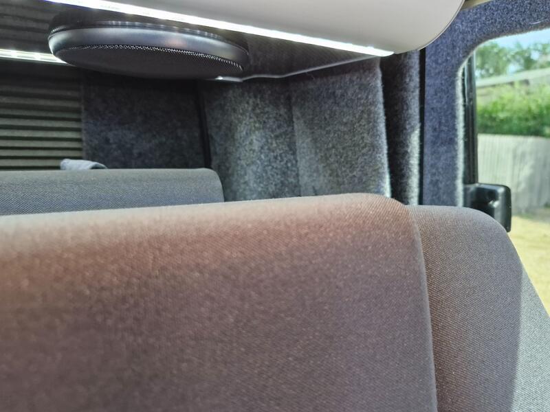 VOLKSWAGEN CAMPERVAN