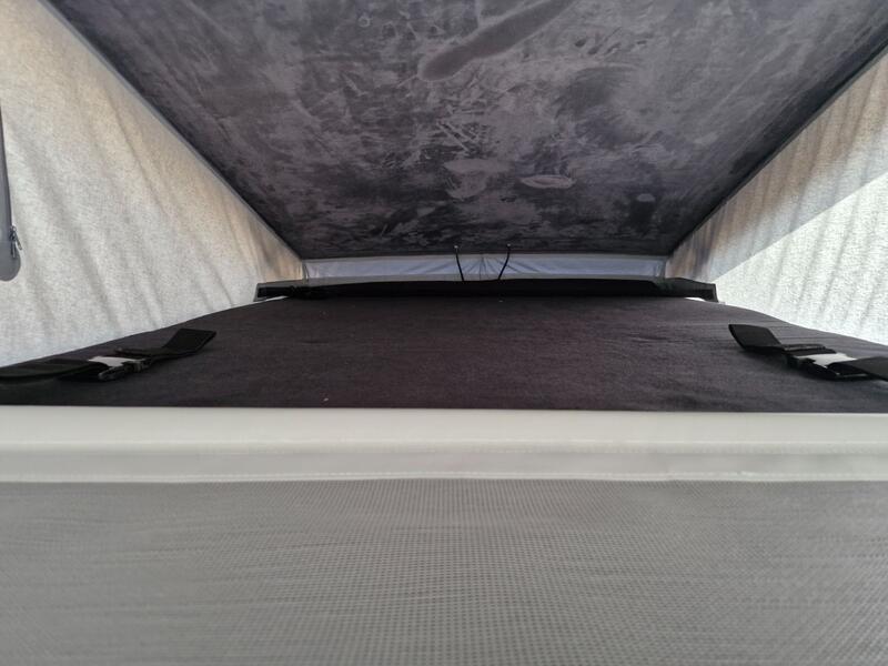 VOLKSWAGEN CAMPERVAN