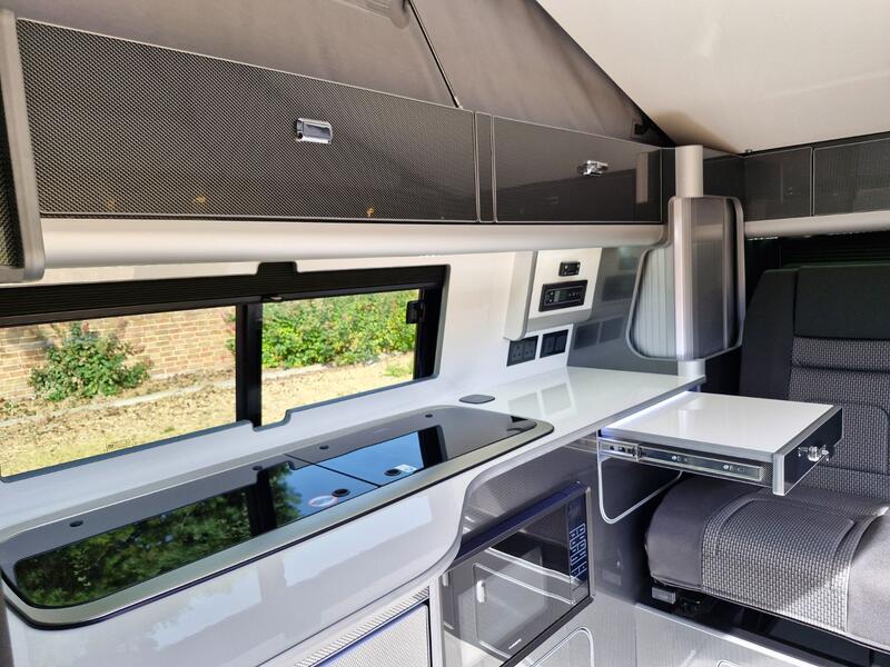 VOLKSWAGEN CAMPERVAN