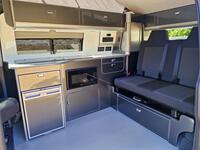 VOLKSWAGEN CAMPERVAN