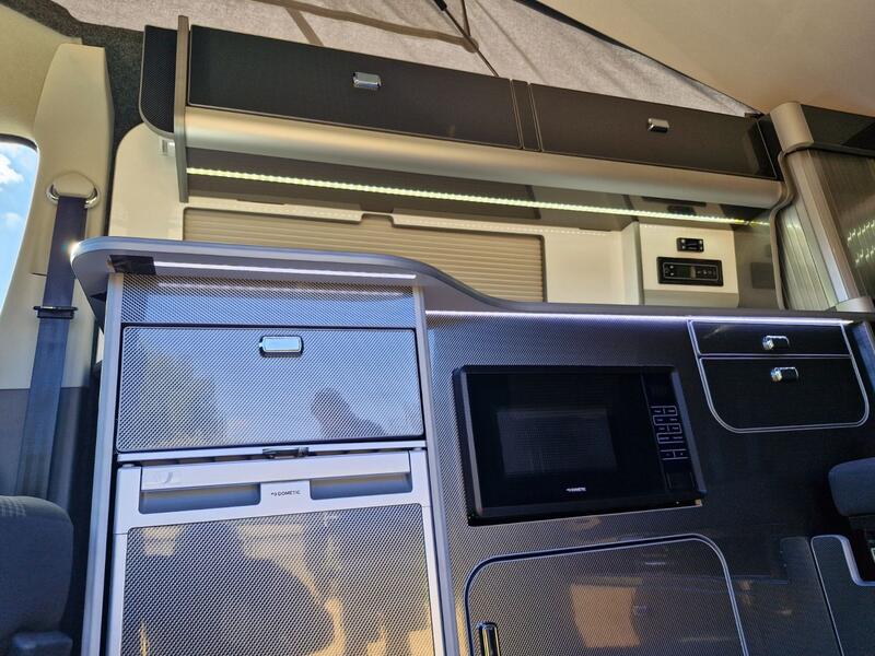 VOLKSWAGEN CAMPERVAN