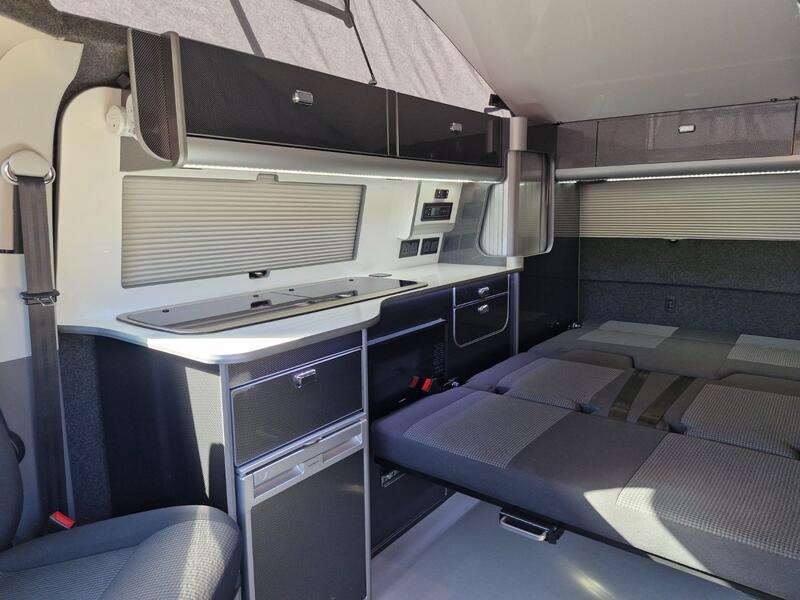 VOLKSWAGEN CAMPERVAN