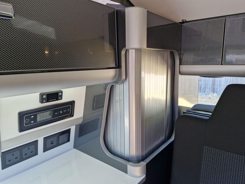 VOLKSWAGEN CAMPERVAN