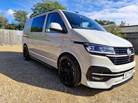 VOLKSWAGEN TRANSPORTER KOMBI