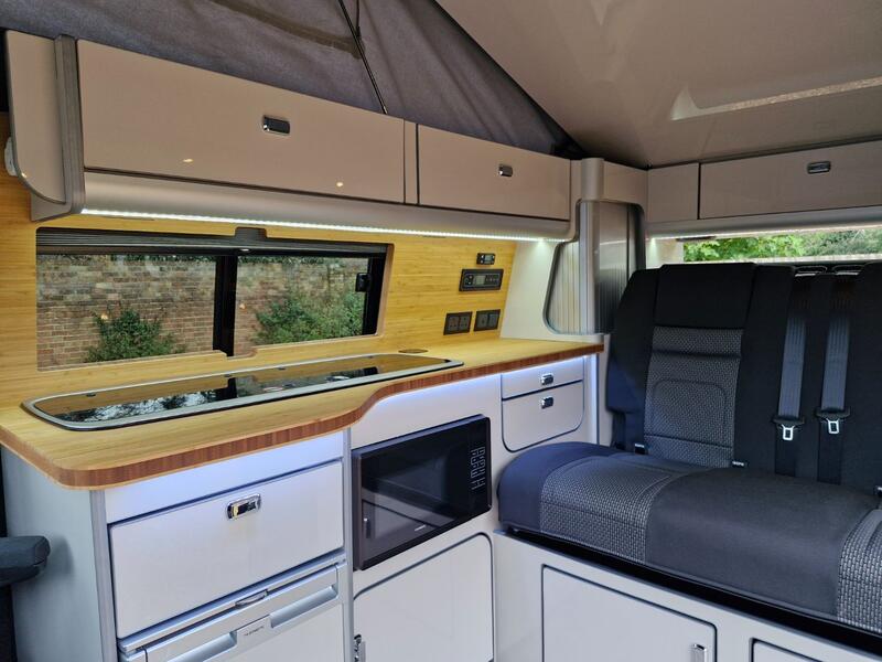 VOLKSWAGEN CAMPERVAN