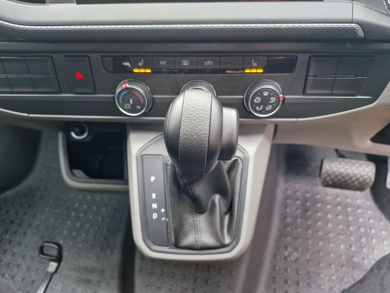 VOLKSWAGEN CAMPERVAN