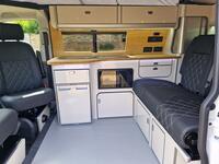 VOLKSWAGEN CAMPERVAN