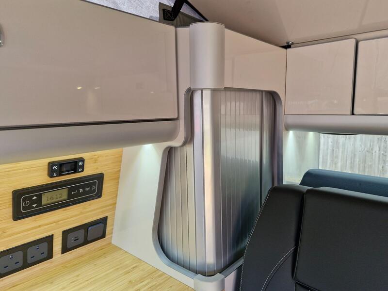 VOLKSWAGEN CAMPERVAN