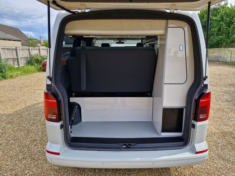 VOLKSWAGEN CAMPERVAN