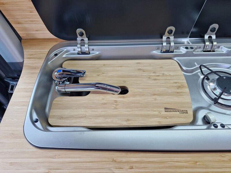 VOLKSWAGEN CAMPERVAN