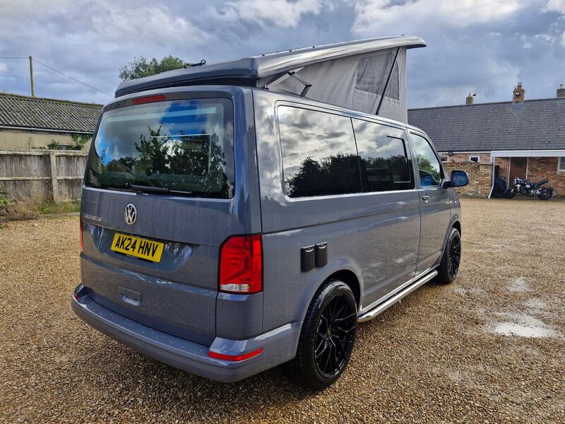 VOLKSWAGEN CAMPERVAN