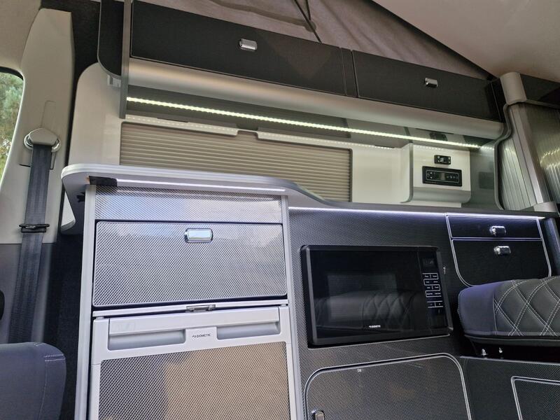 VOLKSWAGEN CAMPERVAN