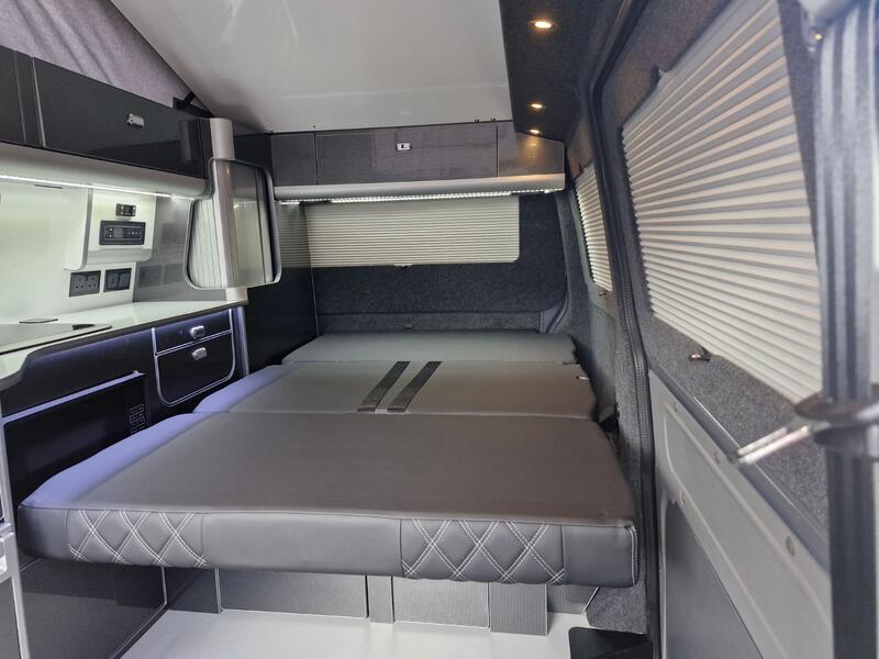 VOLKSWAGEN CAMPERVAN