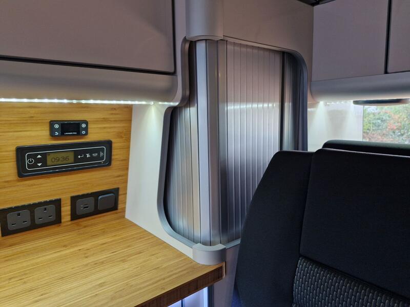 VOLKSWAGEN CAMPERVAN