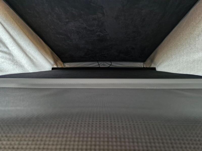 VOLKSWAGEN CAMPERVAN