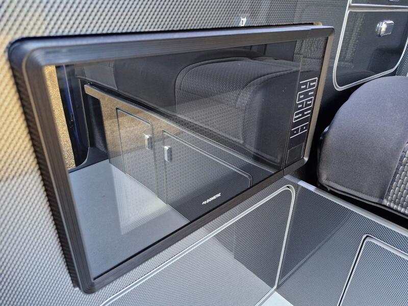 VOLKSWAGEN CAMPERVAN