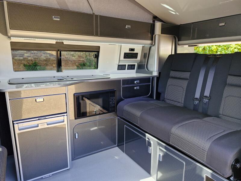 VOLKSWAGEN CAMPERVAN