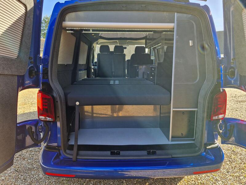 VOLKSWAGEN CAMPERVAN