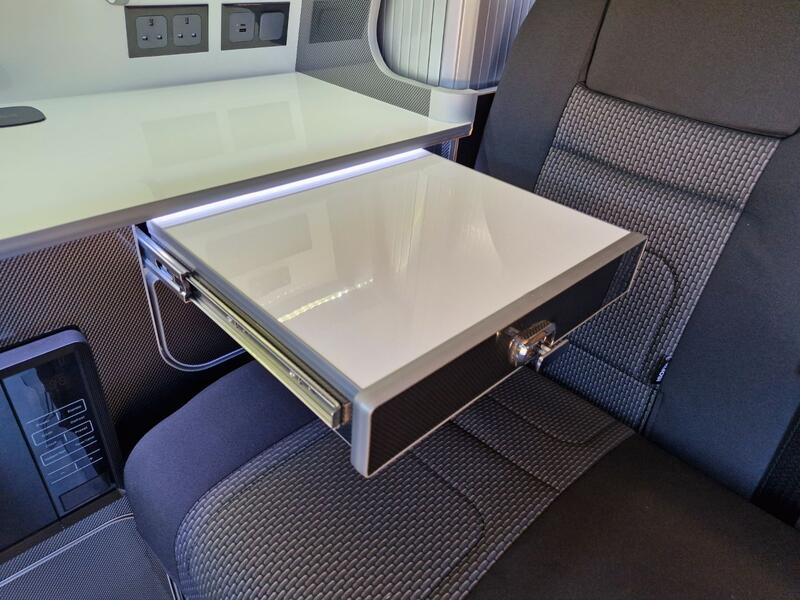 VOLKSWAGEN CAMPERVAN