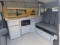 VOLKSWAGEN CAMPERVAN
