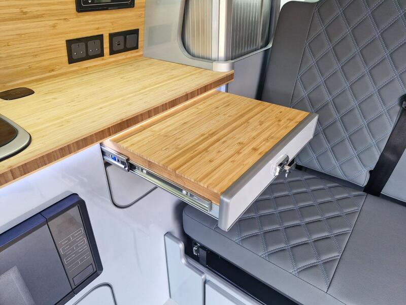 VOLKSWAGEN CAMPERVAN