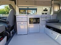 VOLKSWAGEN CAMPERVAN