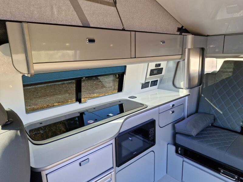 VOLKSWAGEN CAMPERVAN