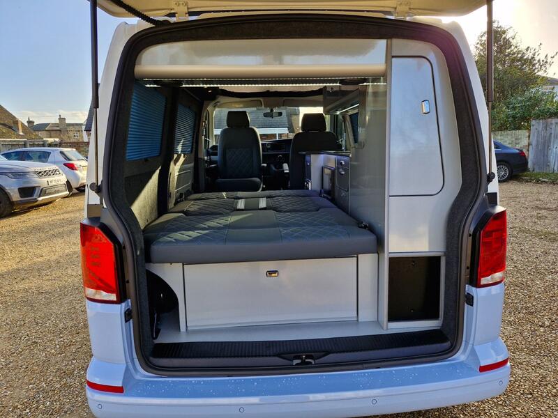 VOLKSWAGEN CAMPERVAN