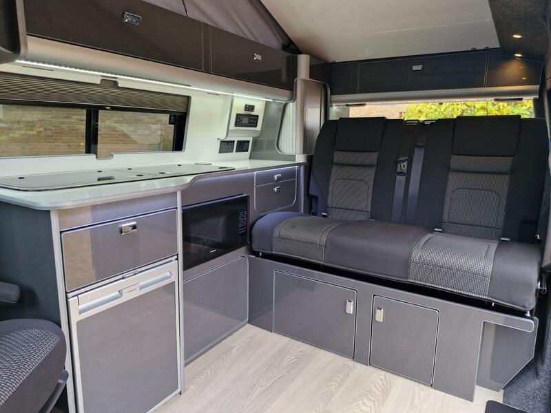 VOLKSWAGEN CAMPERVAN