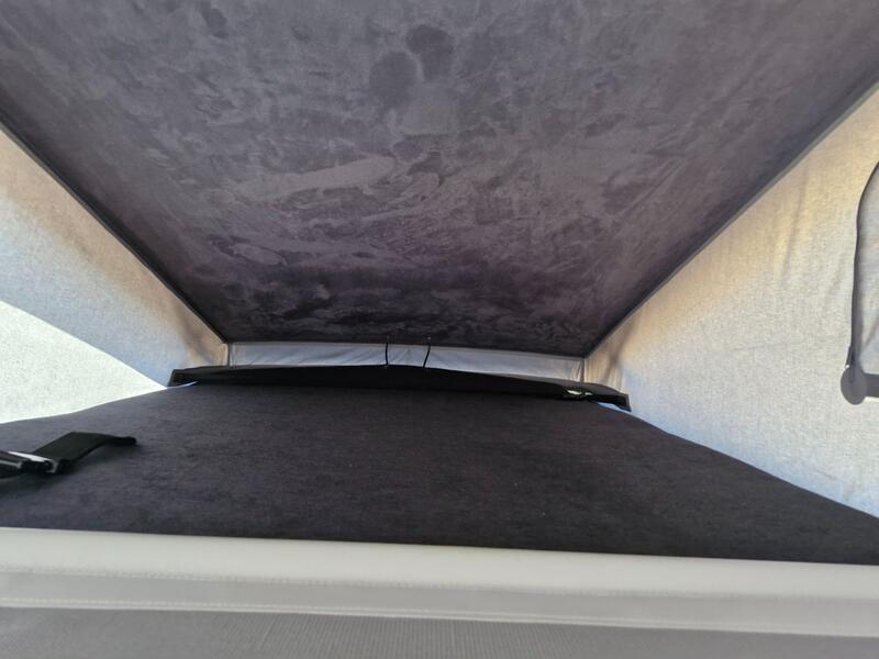 VOLKSWAGEN CAMPERVAN