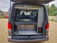 VOLKSWAGEN CAMPERVAN