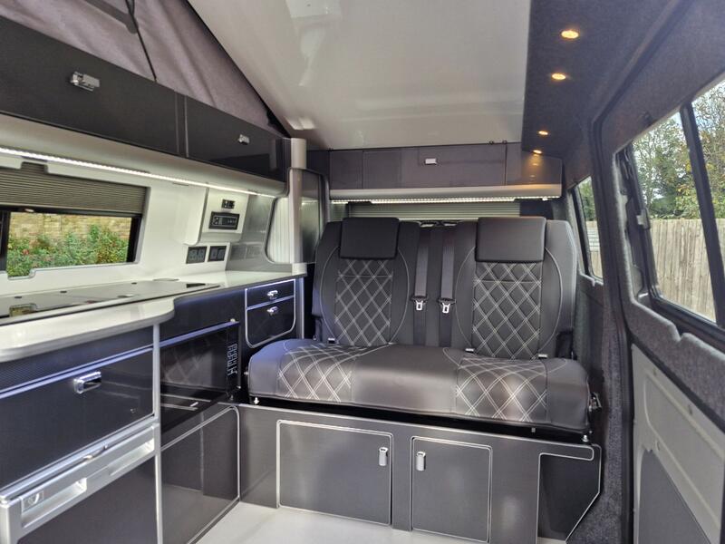 VOLKSWAGEN CAMPERVAN