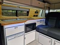 VOLKSWAGEN CAMPERVAN