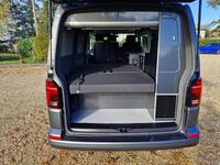 VOLKSWAGEN CAMPERVAN