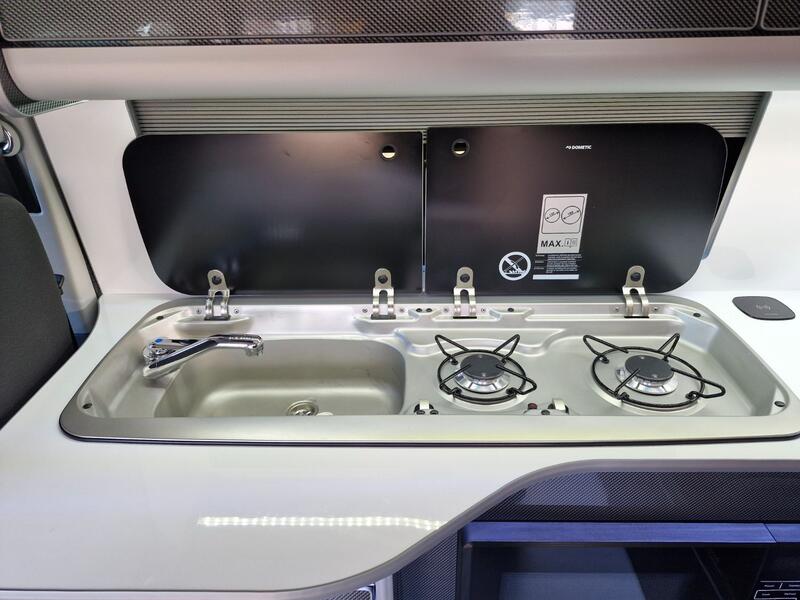 VOLKSWAGEN CAMPERVAN