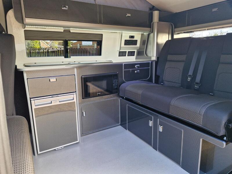 VOLKSWAGEN CAMPERVAN