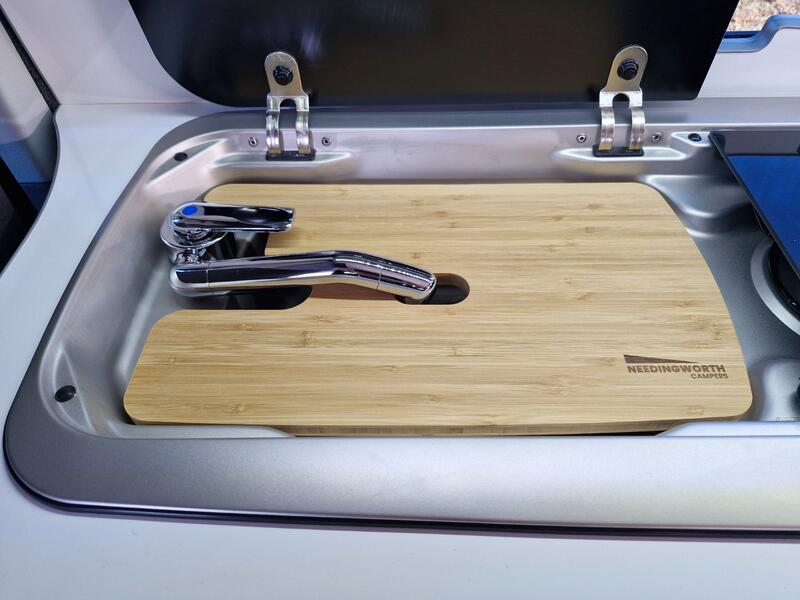VOLKSWAGEN CAMPERVAN
