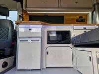 VOLKSWAGEN CAMPERVAN