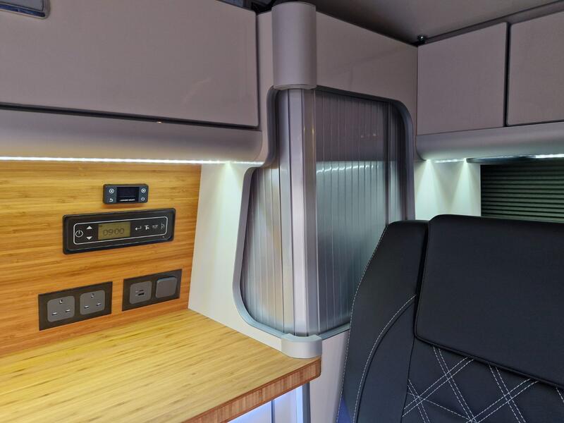 VOLKSWAGEN CAMPERVAN
