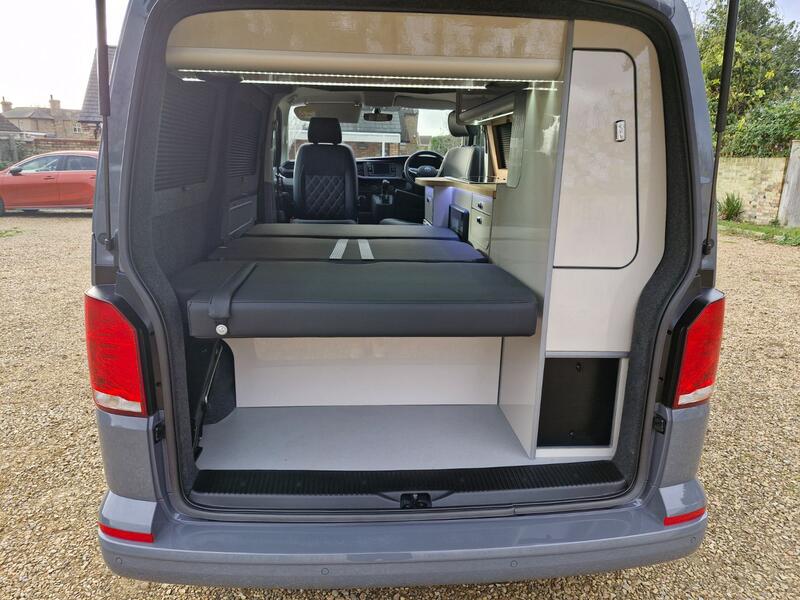 VOLKSWAGEN CAMPERVAN