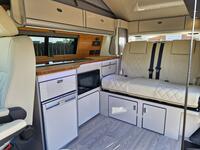 VOLKSWAGEN CAMPERVAN