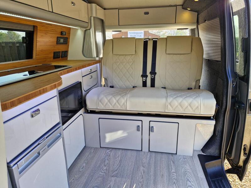 VOLKSWAGEN CAMPERVAN
