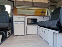 VOLKSWAGEN CAMPERVAN