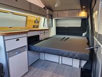 VOLKSWAGEN CAMPERVAN