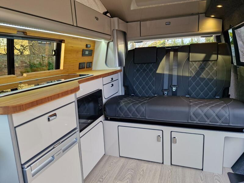 VOLKSWAGEN CAMPERVAN