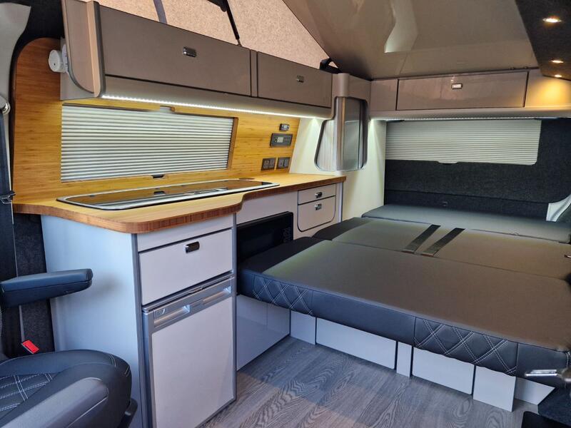 VOLKSWAGEN CAMPERVAN