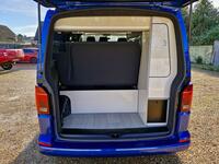 VOLKSWAGEN CAMPERVAN